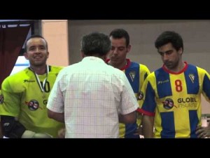 AC Tojal campe&oacute;n de la copa APL, entrega del trofeo