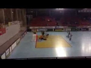Directa a favor del MONBUS IHC, que para Mart&iacute;n Barr&oacute;s (Neto) en el partido correspondiente a la OK LIGA - Jor. 1&ordf; entre MONBUS IHC - HOCKEYGLOBAL CERCEDA