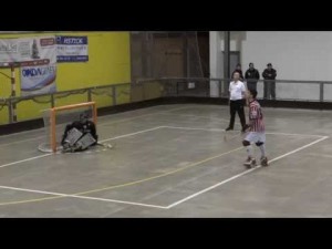 EN TODOS LOS SITIOS .... HAY ARBITROS.