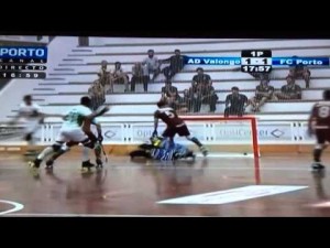 H&oacute;quei em Patins: Torneio de Valongo. Valongo - Porto. Golo de Nuno Ara&uacute;jo.