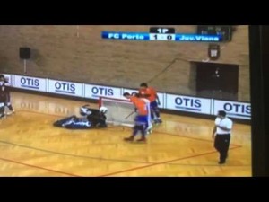 H&oacute;quei em patins: Torneio do Infante Sagres. Porto - Juventude de Viana. Golo H&eacute;lder Nune (27/09/15)
