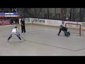 Espectacular gol de M&aacute;rio Rodriguez 'Marinho' en el Follonica - Trissino