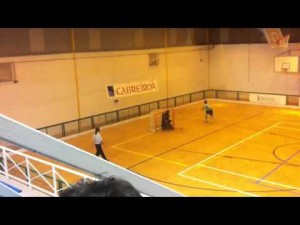 Parad&oacute;n de Vallina a Directa de Pablo Fdez.