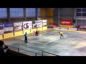 Gol de penal. AD Sanjoanense - CP Cerceda.